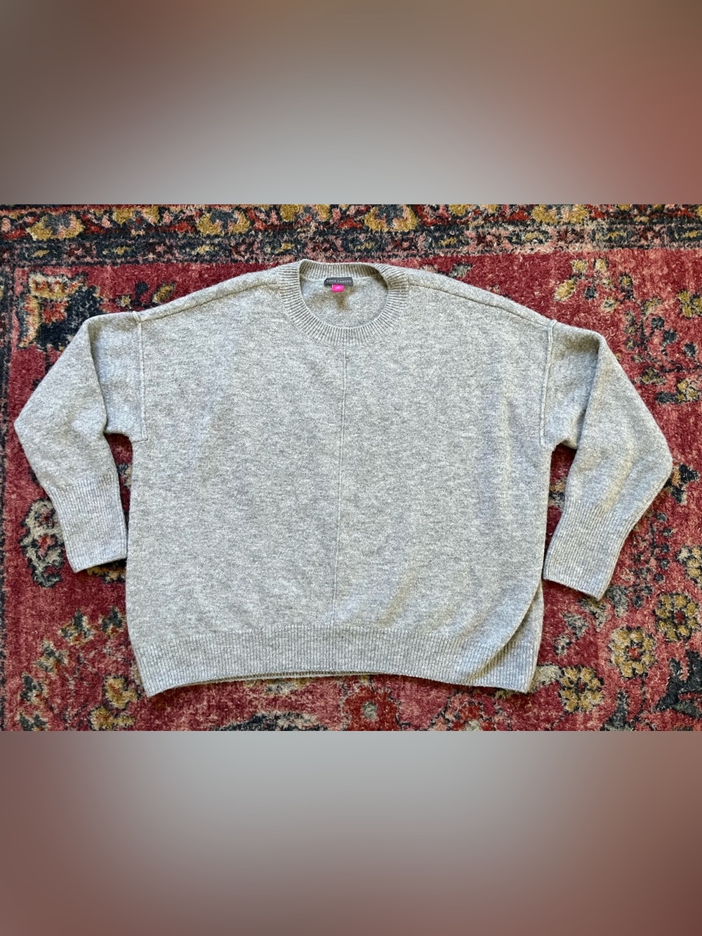 Vince Camuto Light Gray Crewneck Sweater women’s size medium